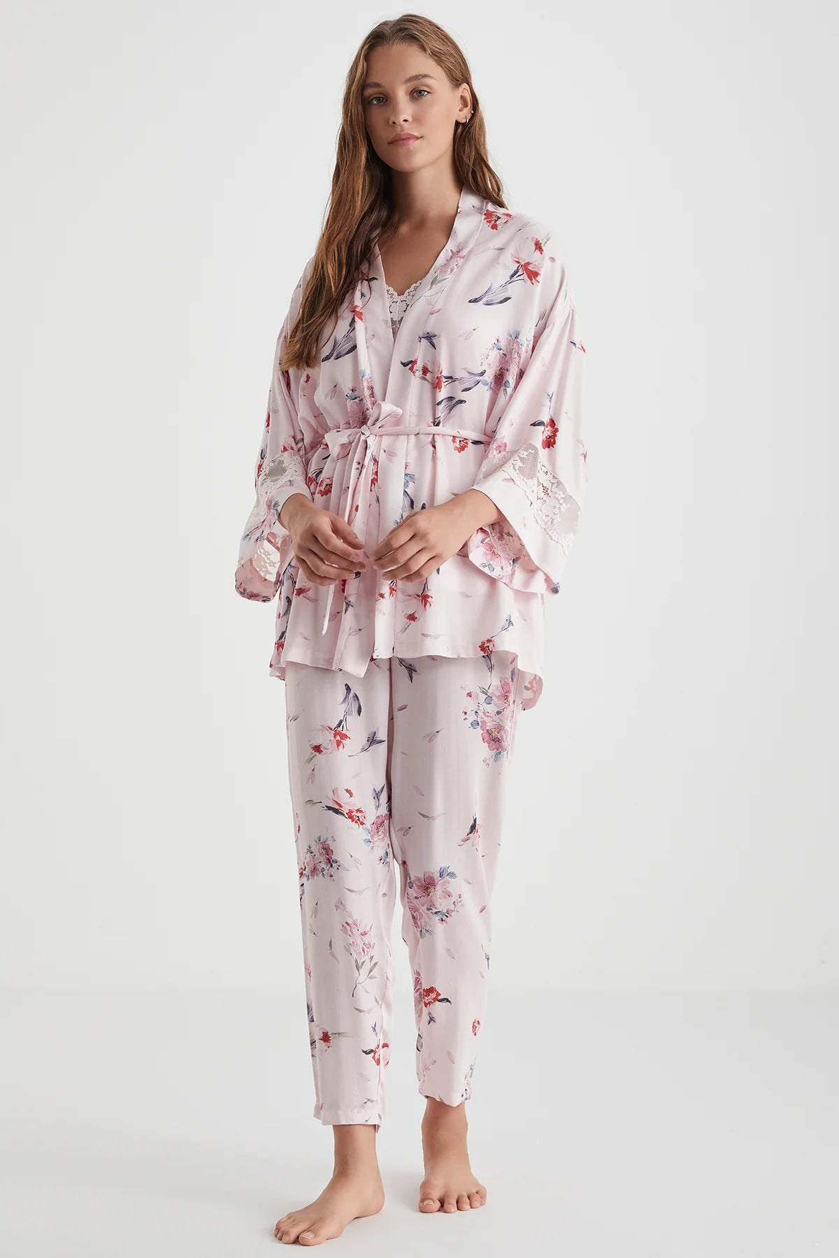Kadın Pembe Üçlü Sabahlıklı Pijama Takımı