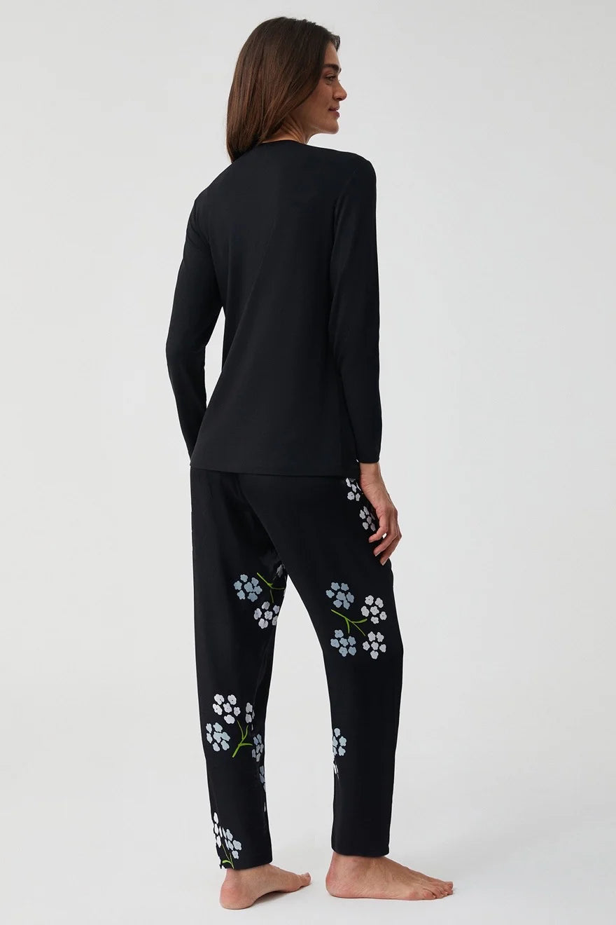 Çiçek Desenli Uzun Kollu Siyah Luxury Pijama Takım