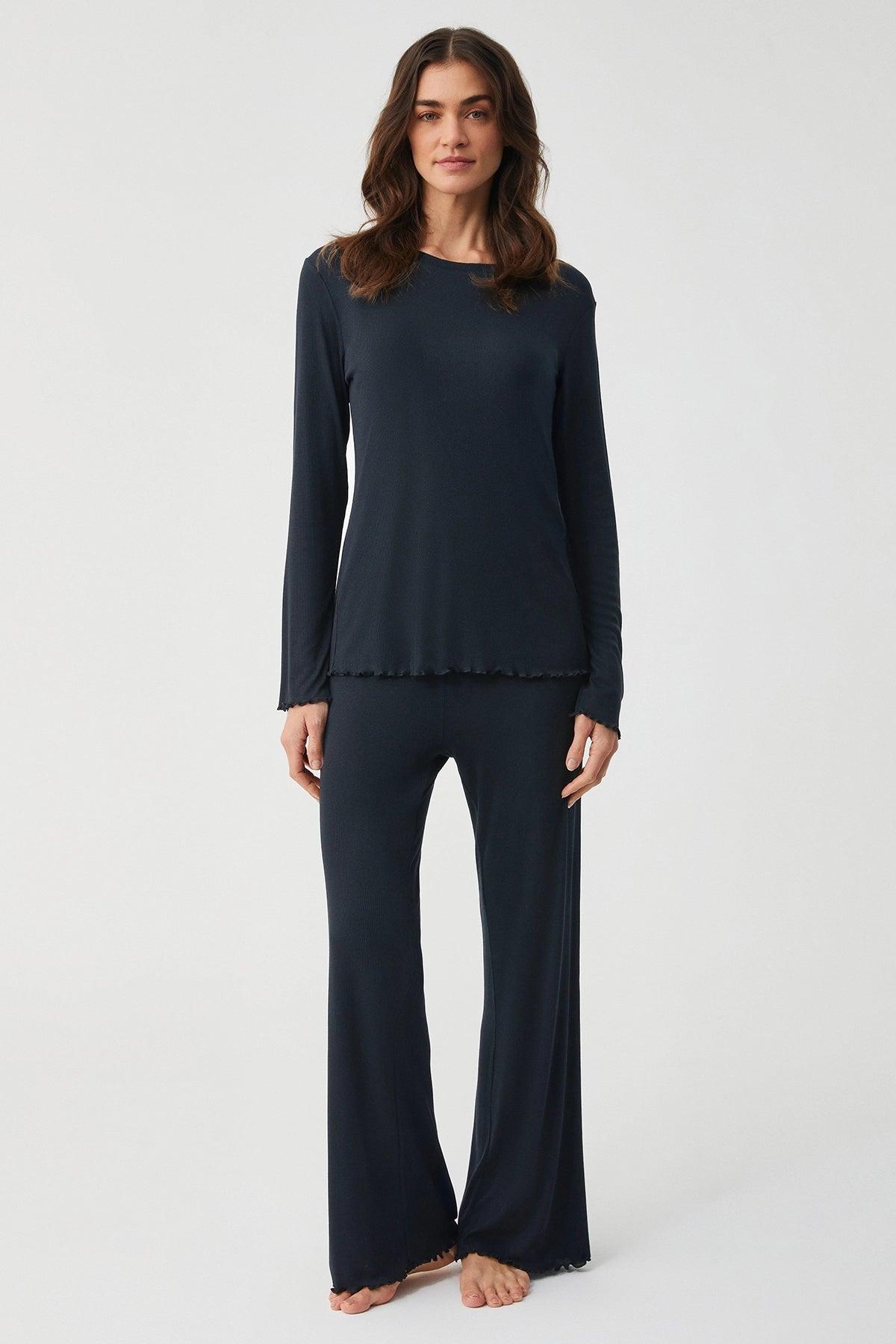 Yumuşak Dokulu Siyah Uzun Kollu Pijama Takımı