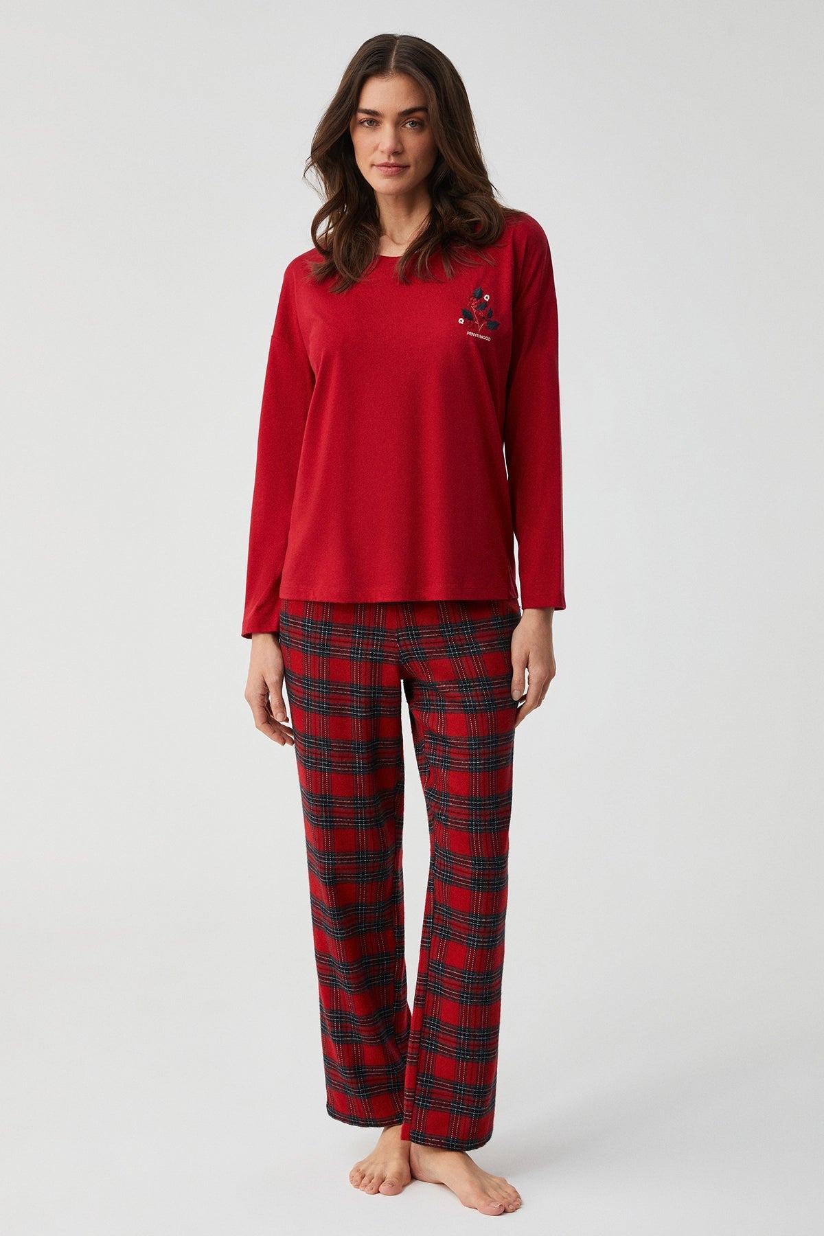 Kadın Kırmızı Uzun Kollu Pijama Takımı