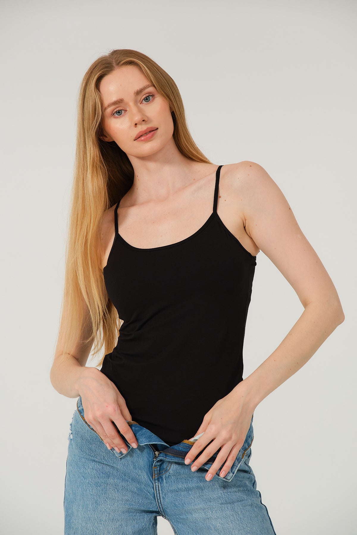 Askılı Siyah Pamuklu Basic Atlet