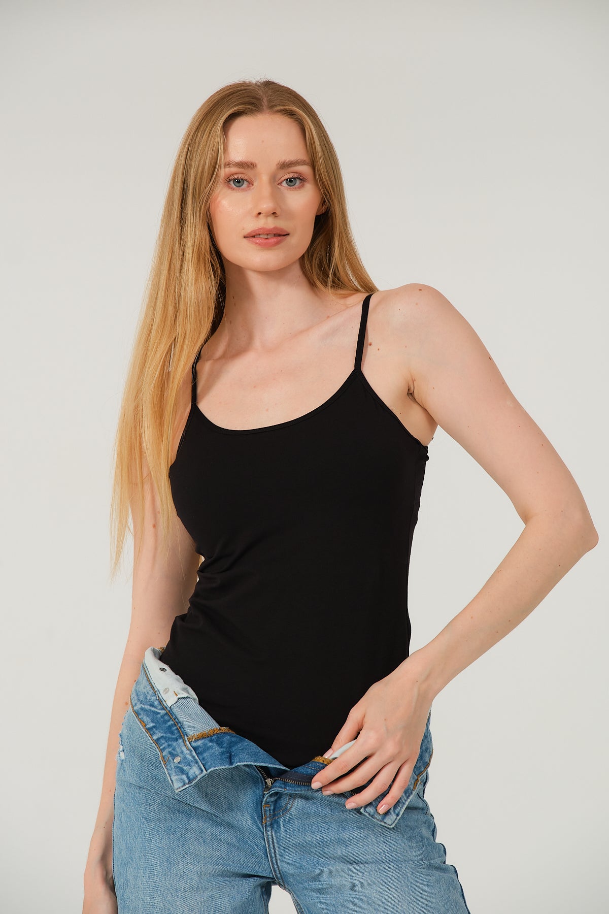 Askılı Siyah Pamuklu Basic Atlet