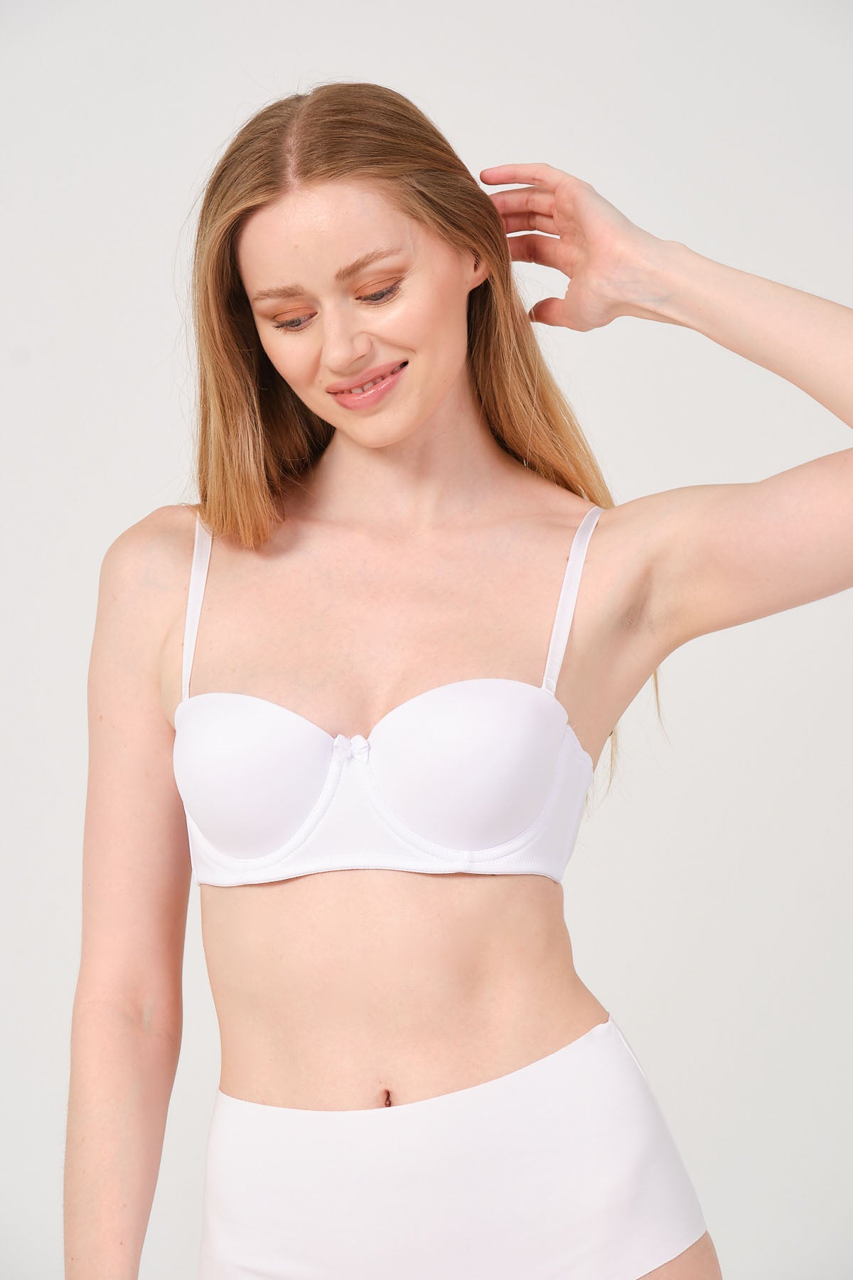 Mellie B Kap Mikro Kumaş Yumuşak Dokulu Balenli Dolgusuz Straplez Sütyen