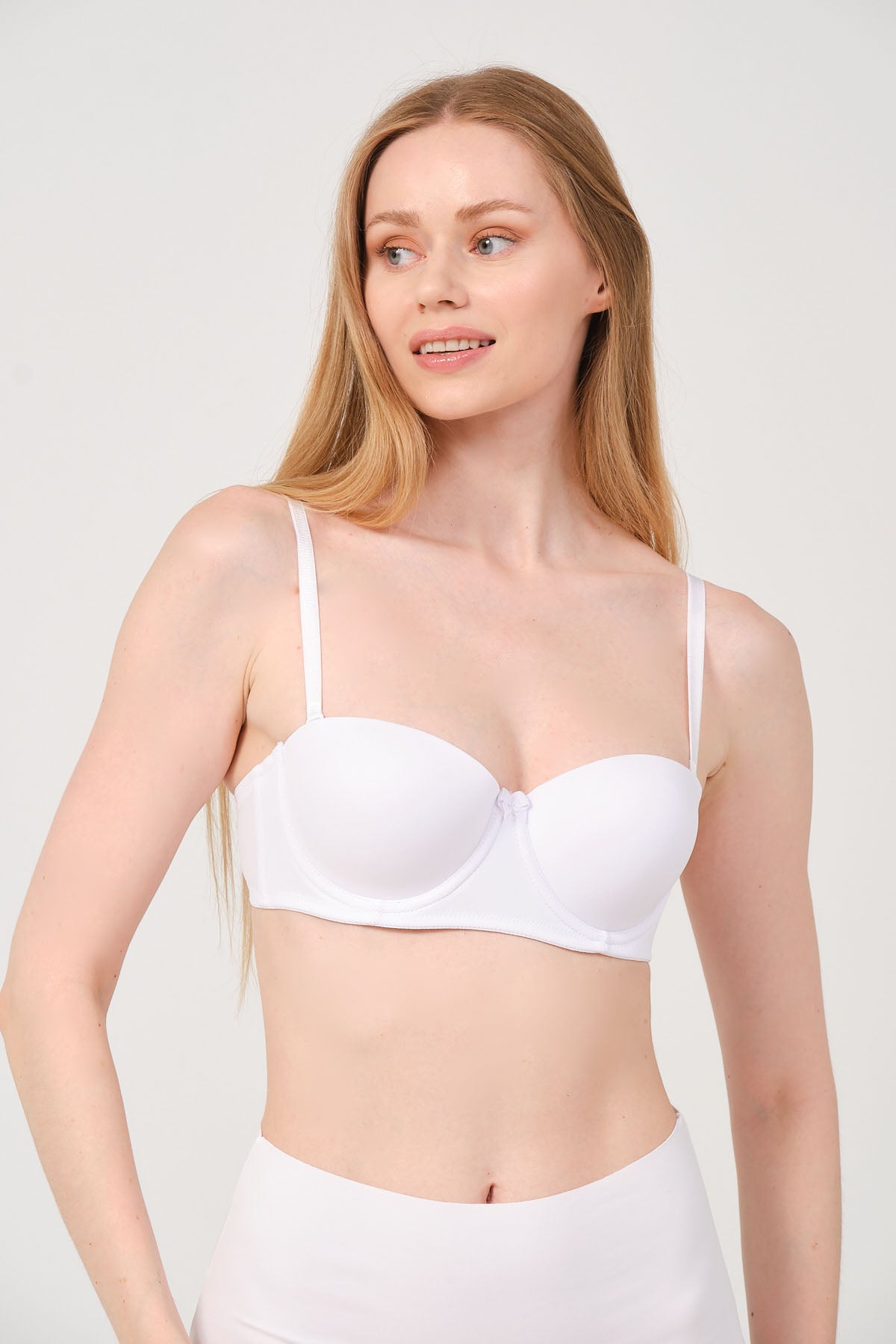 Mellie B Kap Mikro Kumaş Yumuşak Dokulu Balenli Dolgusuz Straplez Sütyen