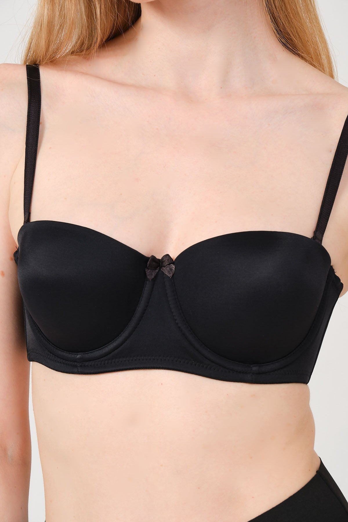 Mellie B Kap Mikro Kumaş Yumuşak Dokulu Balenli Dolgusuz Straplez Sütyen