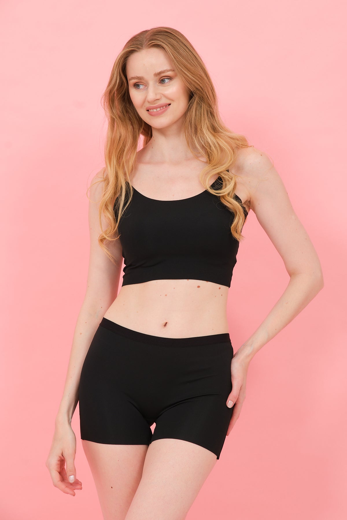 Kadın Basic Lazer Kesim Dikişsiz Boxer Külot