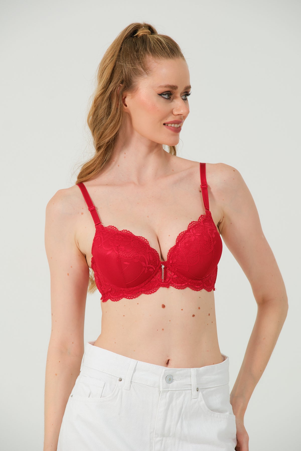 Kadın Dolgulu Dantelli İç Pedi Pamuklu Sütyen